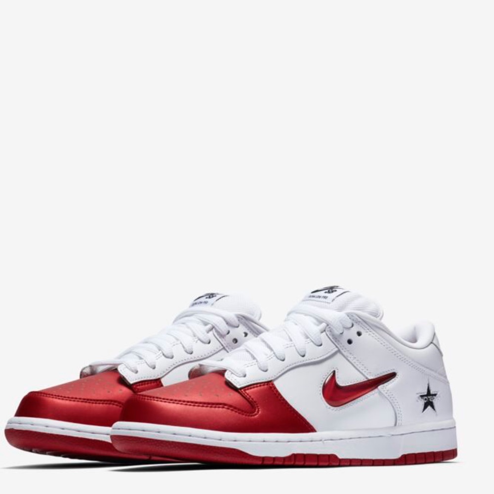 SUPREME x NIKE SB Dunk Low (Red/white)